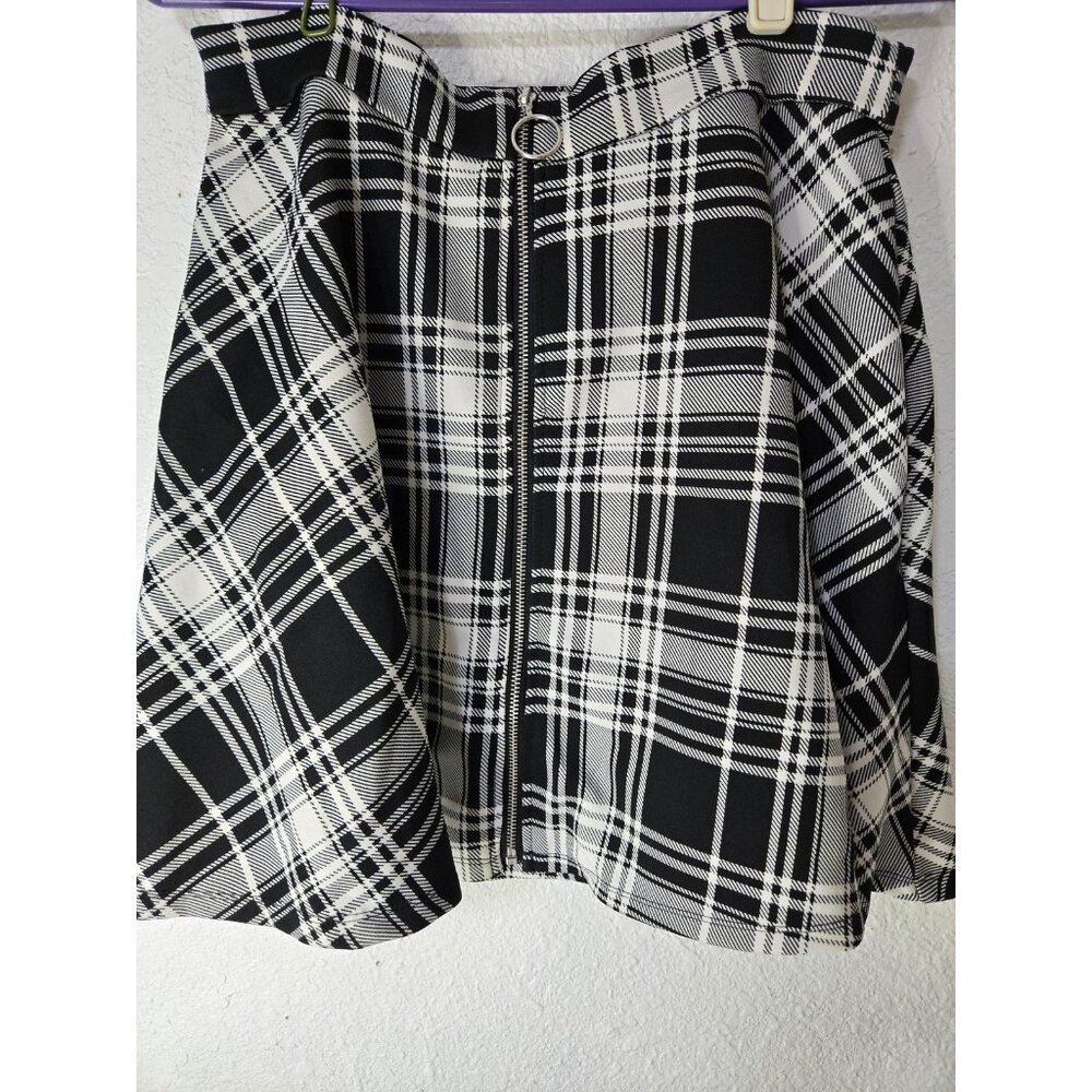 Hot Topic Skirt Womens Medium Black White Plaid Zip Front Pockets Stretch Punk